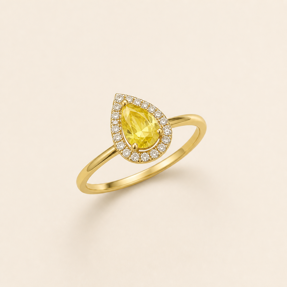 Anel Folheado a Ouro 18k Design Gota Cravejada