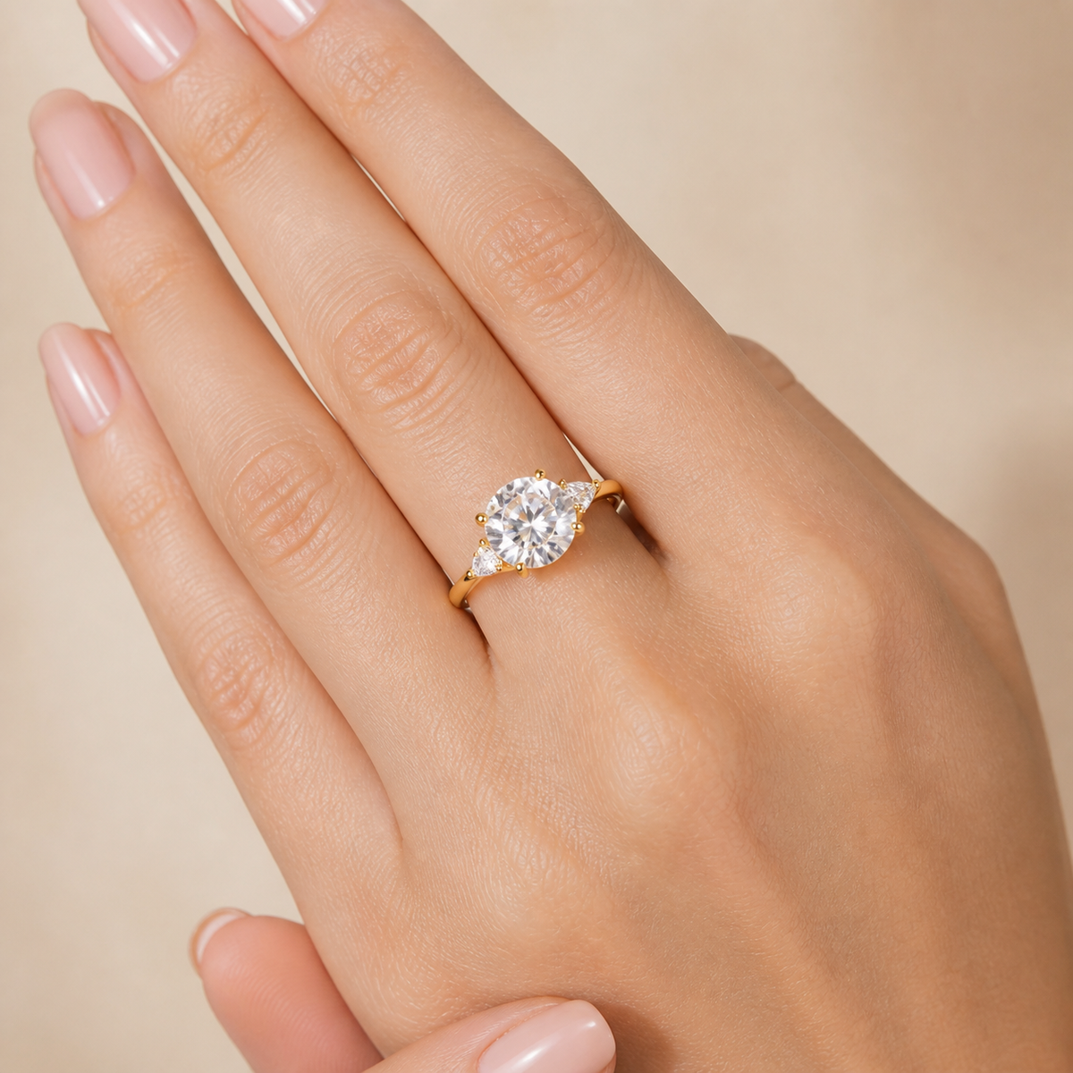 Anel Folheado a Ouro 18k e Prata Design Circulo de Zirconia