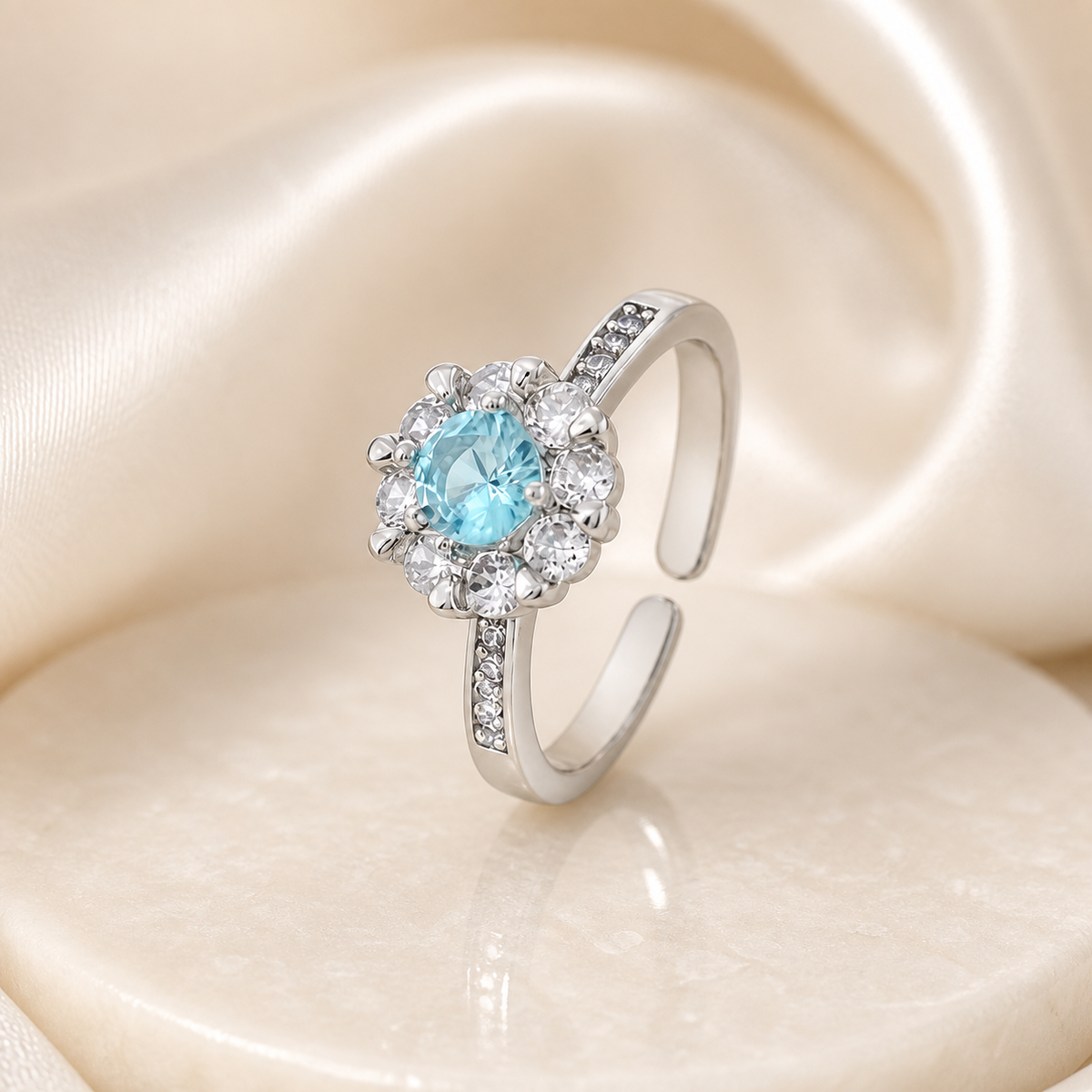 Anel Regulavel Folheado a Ouro 18k e Prata Flor de Cristal