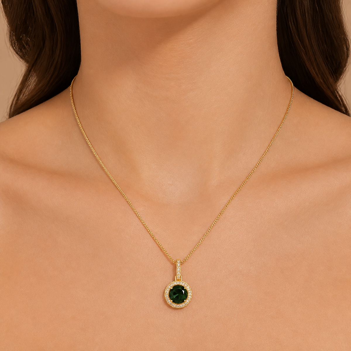 Colar Folheado a Ouro 18k e Prata Circulo Cravejado P