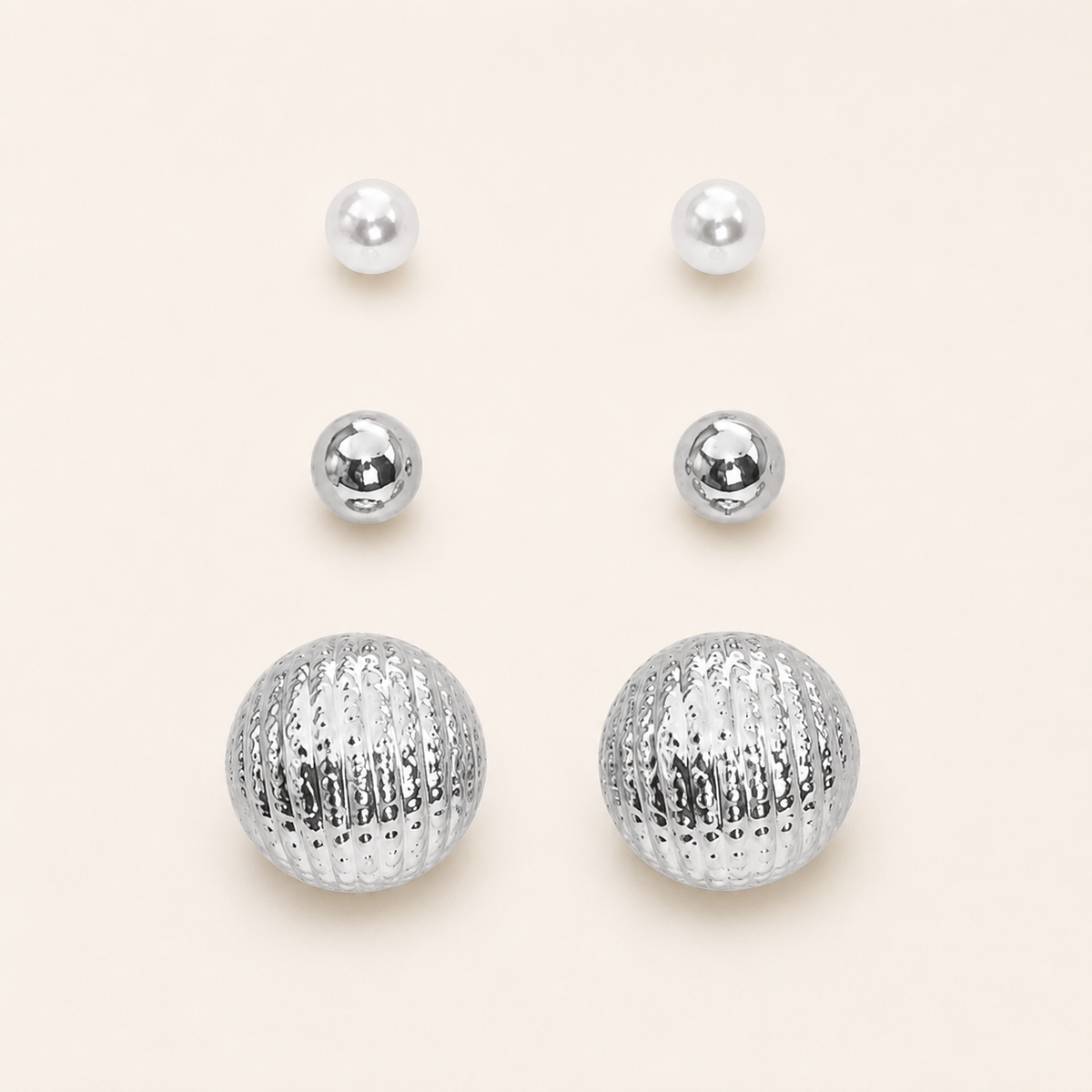 Trio de Brinco Folheado a Ouro 18k e Prata Pérola, Esfera e Botton - Ouro