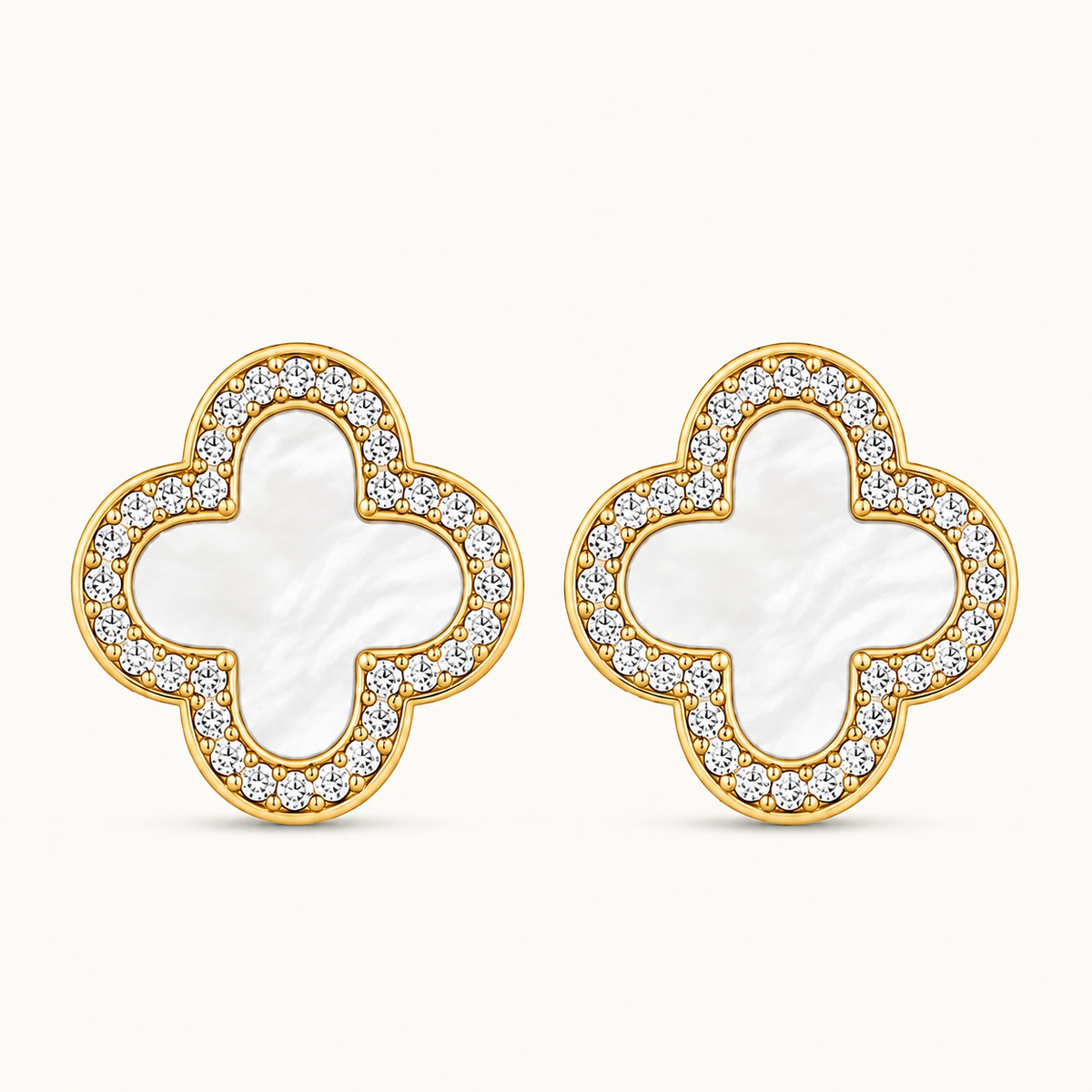 Brinco Folheado a Ouro 18k e Prata Cravejado e Resinado - Branco