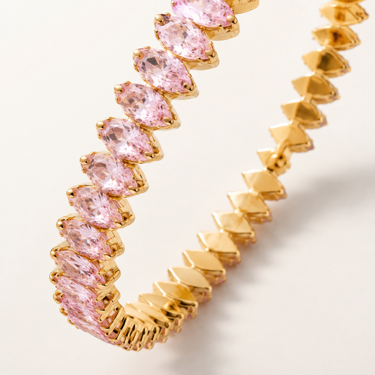 Bracelete Folheado a Ouro 18k e Prata Design Cravejado Colorido - Rosa