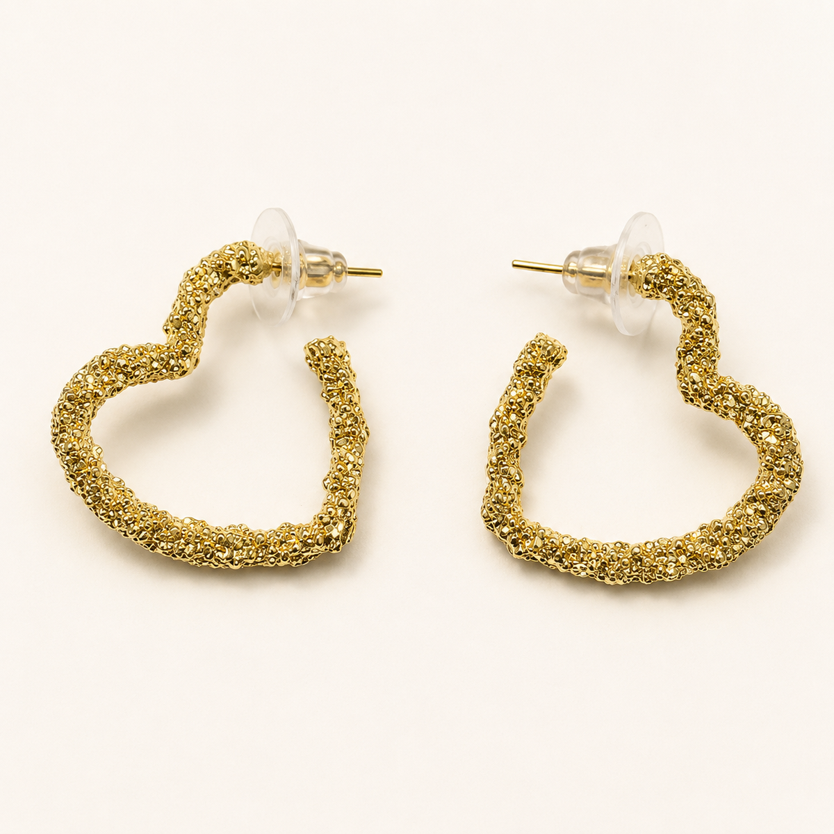 Brinco Folheado a Ouro 18k Argola Coração Texturizado