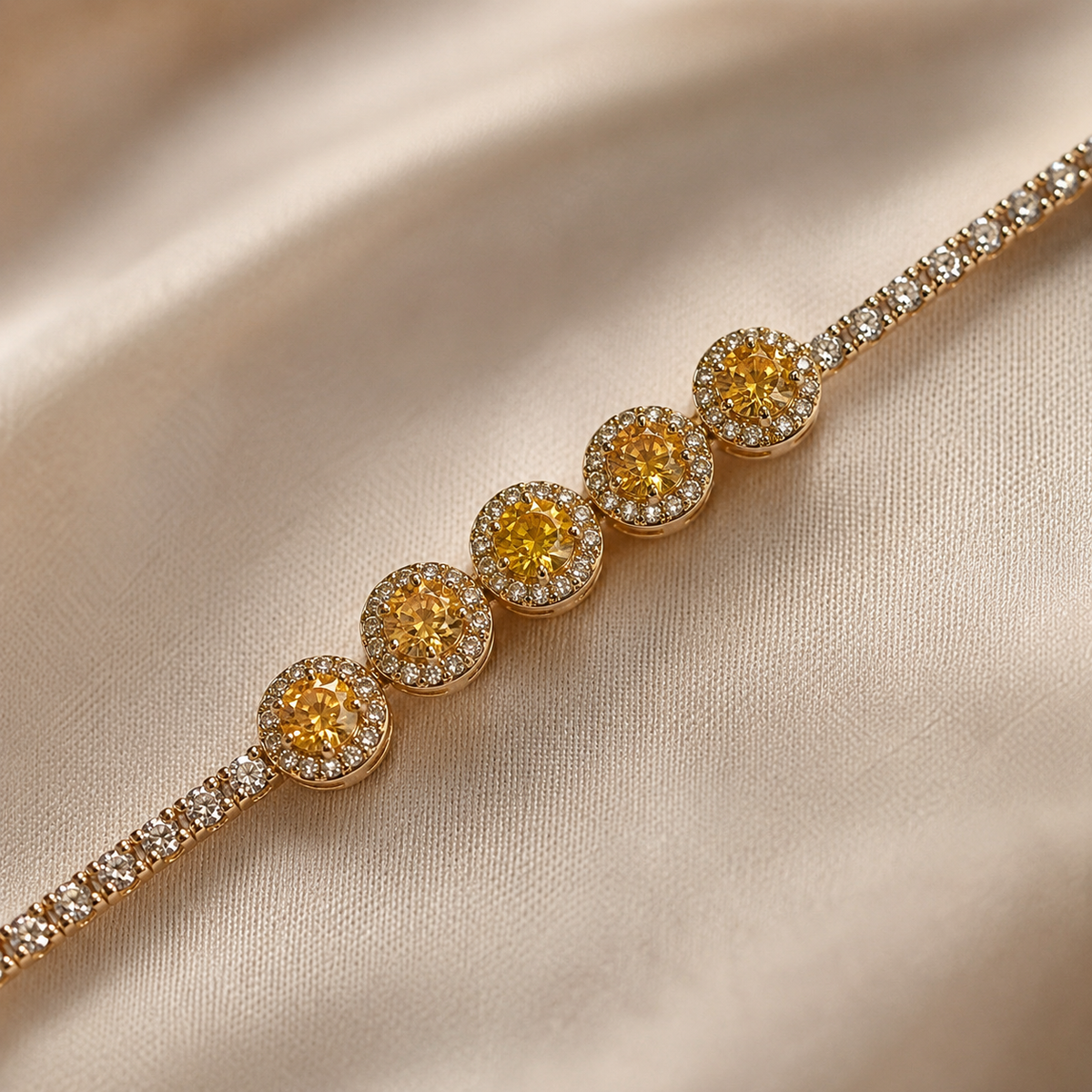 Bracelete Folheado a Ouro 18k Cravejado com Pedras Amarelas e Cristais