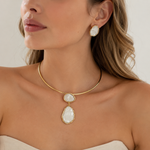 Colar Choker Folheado a Ouro 18k com Pedras Madrepérola