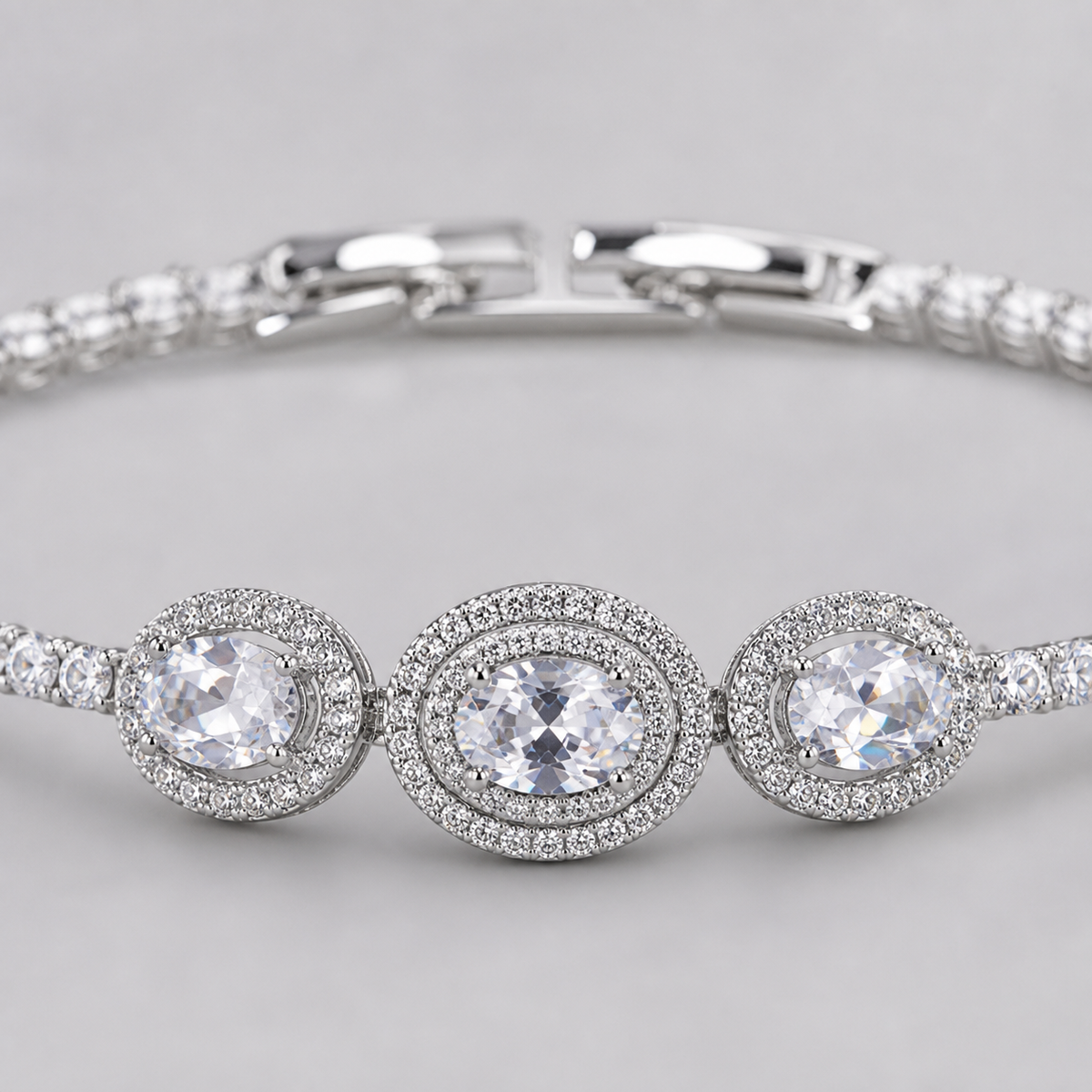 Pulseira Folheada a Ouro 18k e Prata Formas de Cristal Cravejadas - Prata