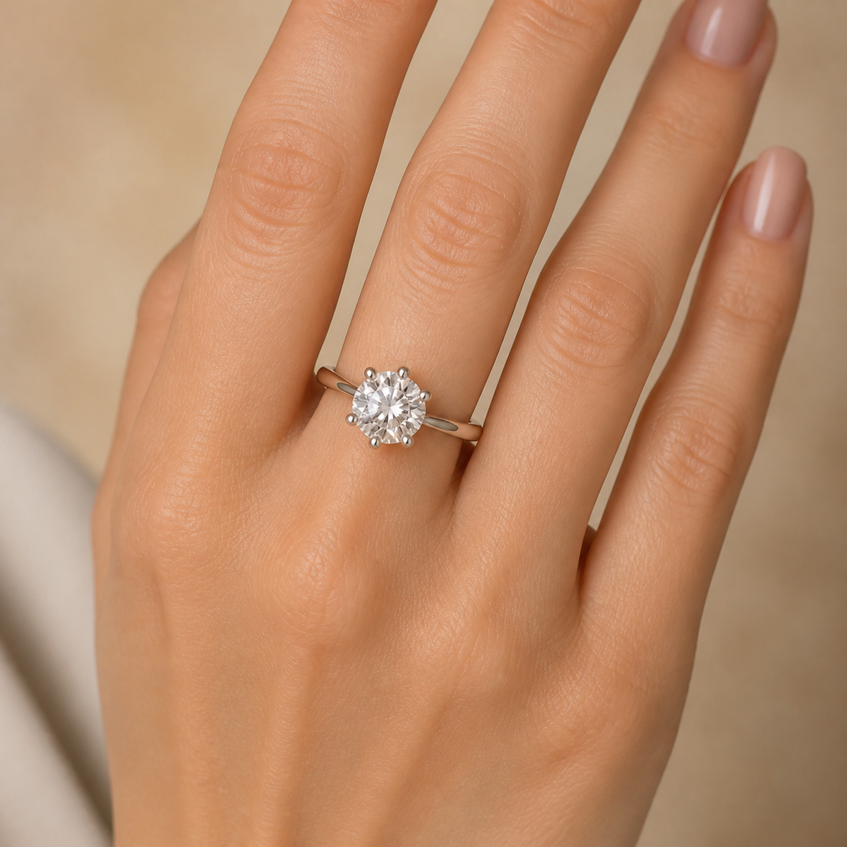 Anel Virginia Zircônia, Folheado a Ouro 18k, Prata 925 e Diamante - 8mm - Cristal