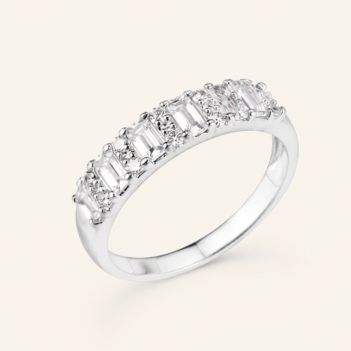 Anel Folheado a Prata 925 Microzirconado