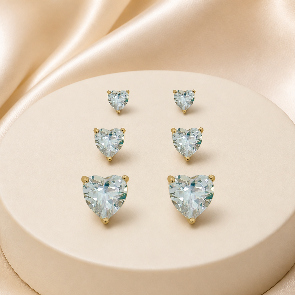 Trio de Brinco Folheado a Ouro 18k e Prata Coração de Cristal P, M e G