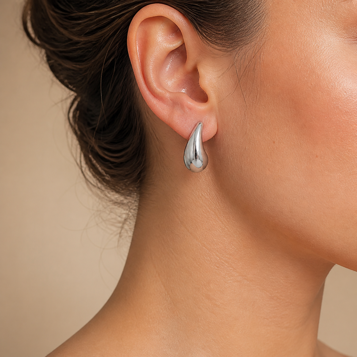 Brinco Folheado a Ouro 18k e Prata Gota Lisa G