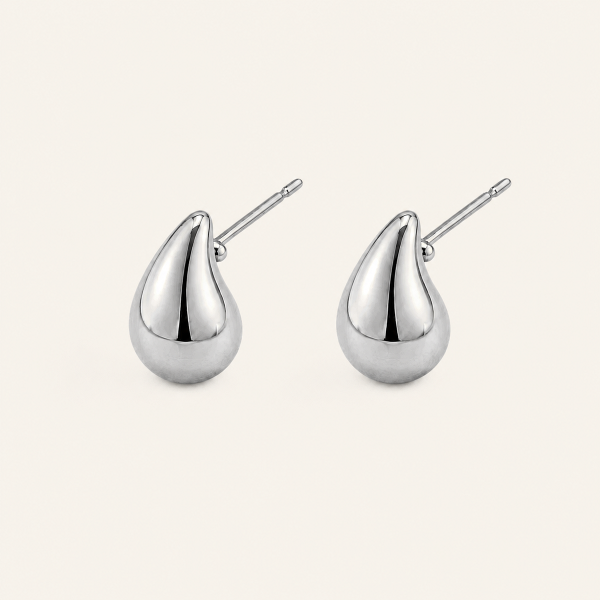 Brinco Folheado a Ouro 18k e Prata Mini Gota