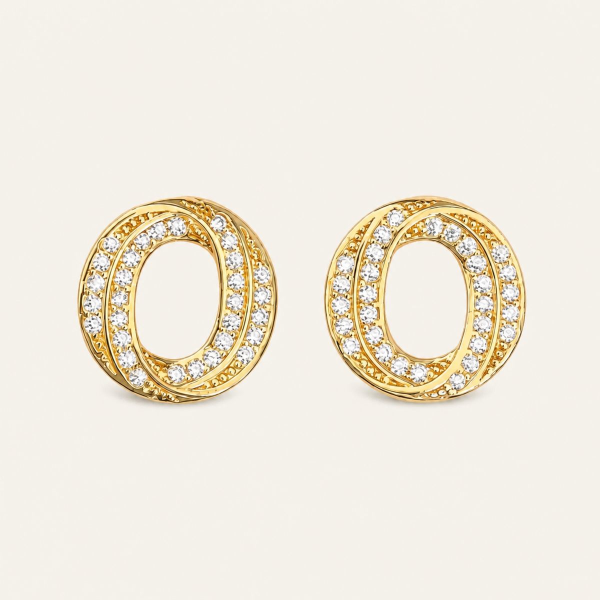 Brinco Folheado a Ouro 18k e Prata Circulo Moderno Cravejado