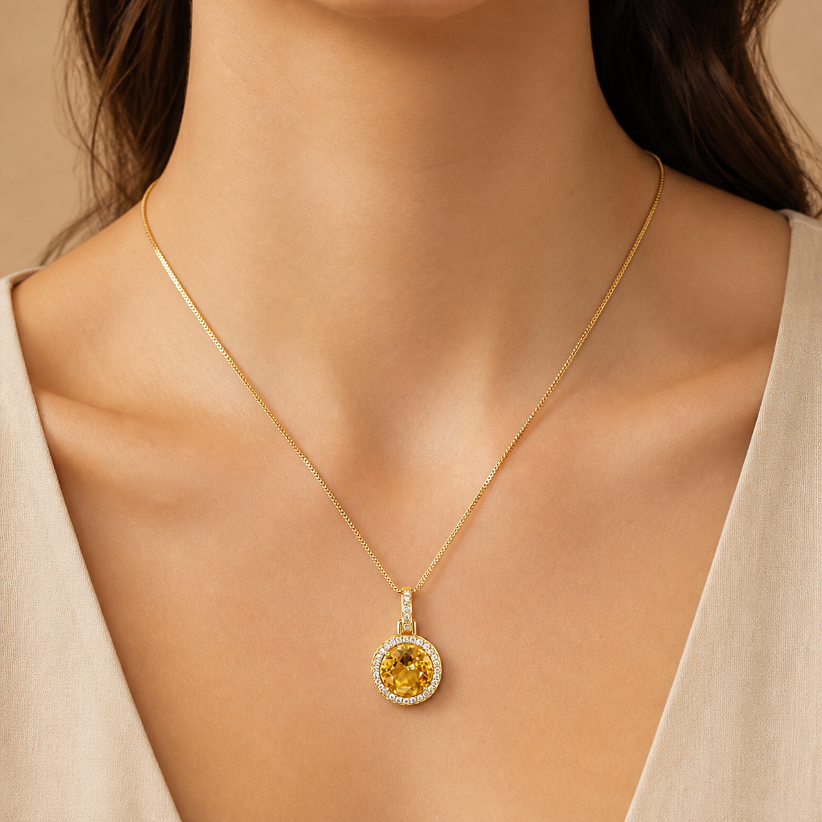 Colar Folheado a Ouro 18k e Prata Circulo Cravejado G