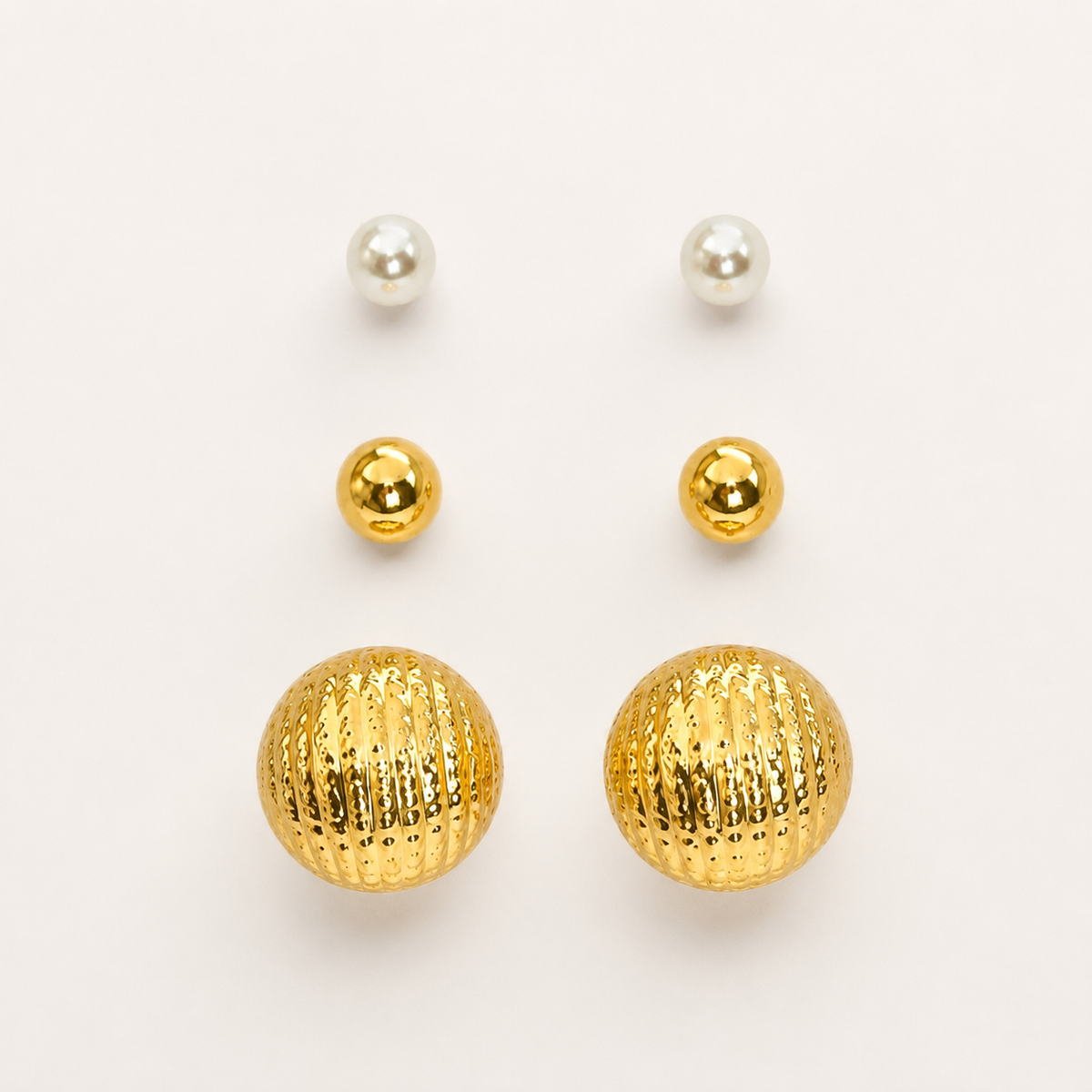 Trio de Brinco Folheado a Ouro 18k e Prata Pérola, Esfera e Botton - Prata