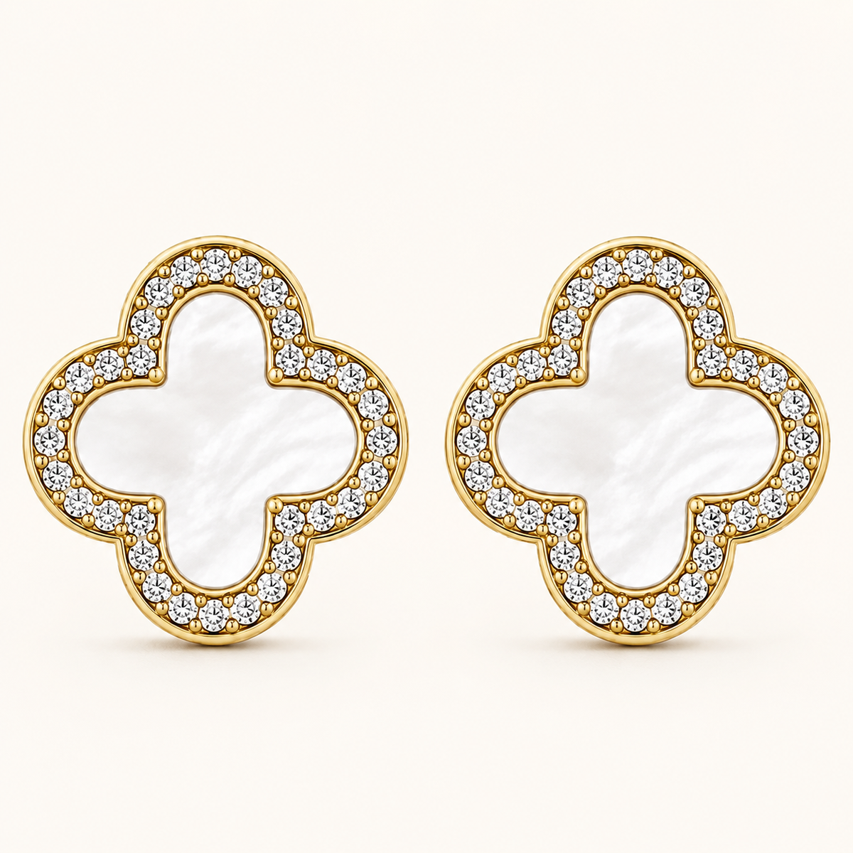 Brinco Folheado a Ouro 18k e Prata Cravejado e Resinado - Branco