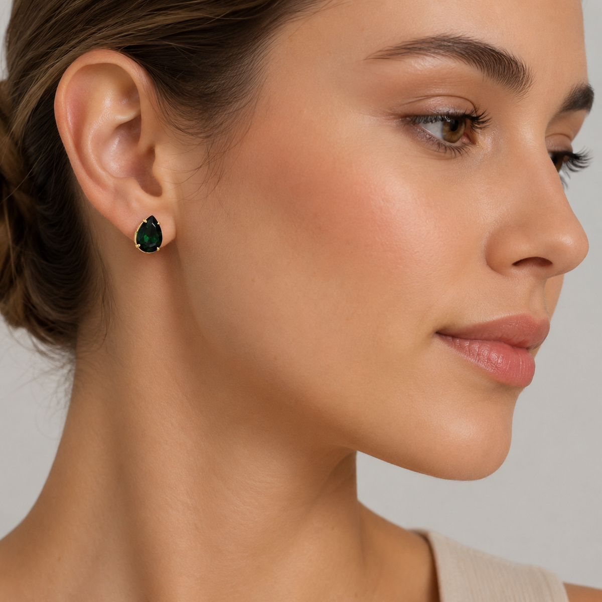 Brinco Folheado a Ouro 18k Pedra Verde Gota Cristal