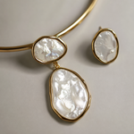 Colar Choker Folheado a Ouro 18k com Pedras Madrepérola