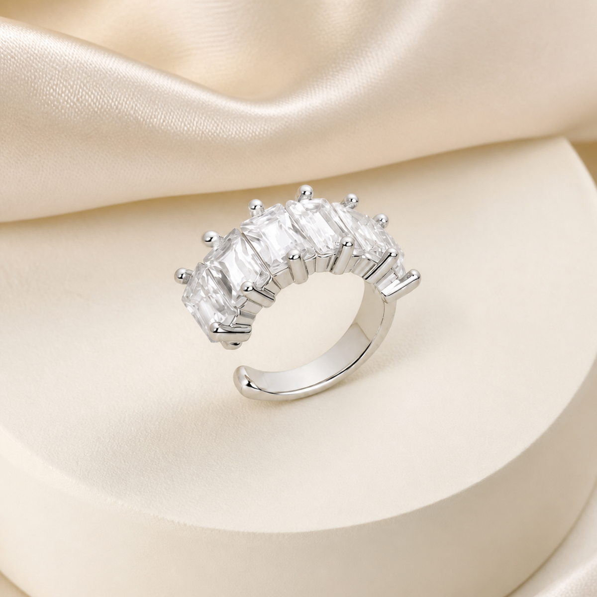 Piercing Folheado a Ouro 18k e Prata Navetes