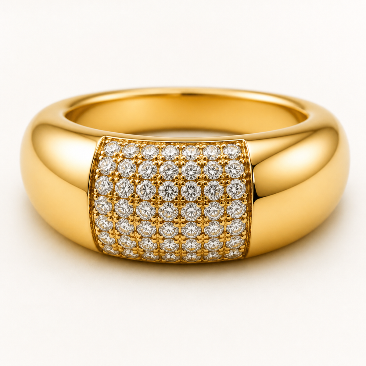 Anel Folheado a Ouro 18k Design Liso com Zircônias