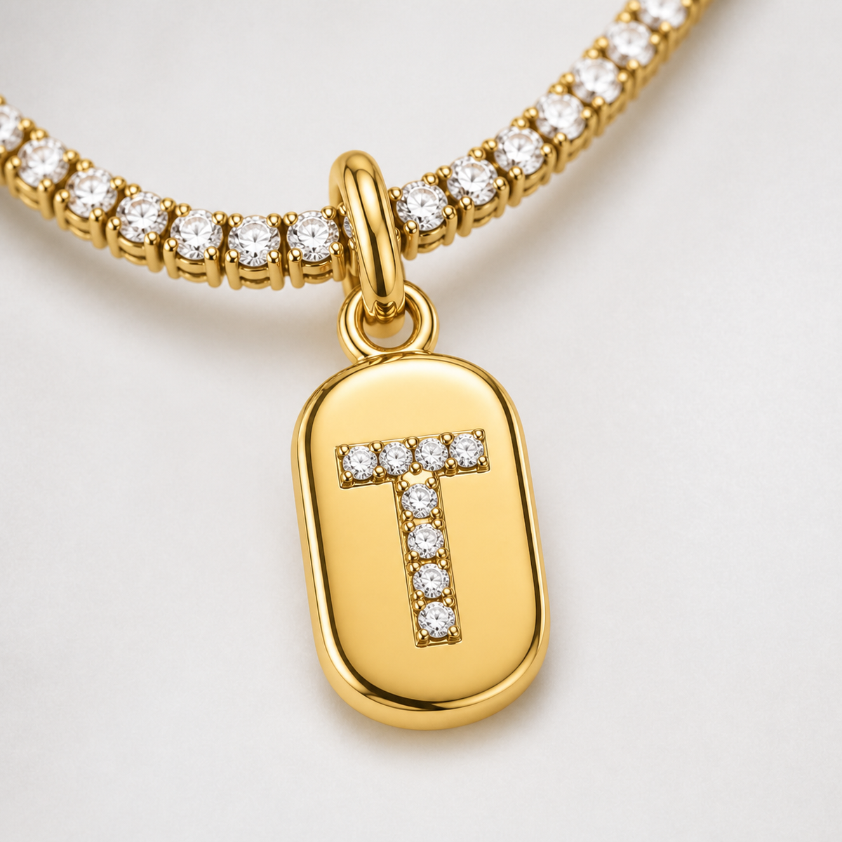 Colar Folheado a Ouro 18k Cordão Cravejado Inicial