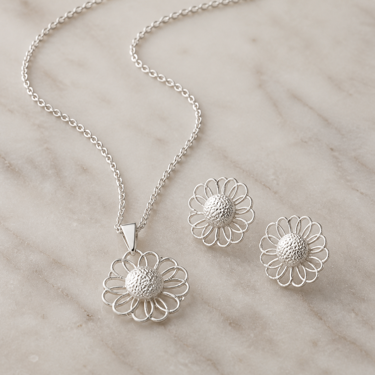 Conjunto Colar e Brinco Folheado a Prata 925 Flor com Esfera Central