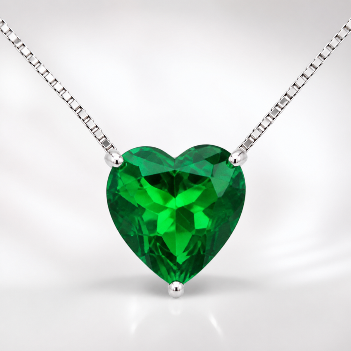 Colar Folheado a Prata 925 Coração Cristal Verde