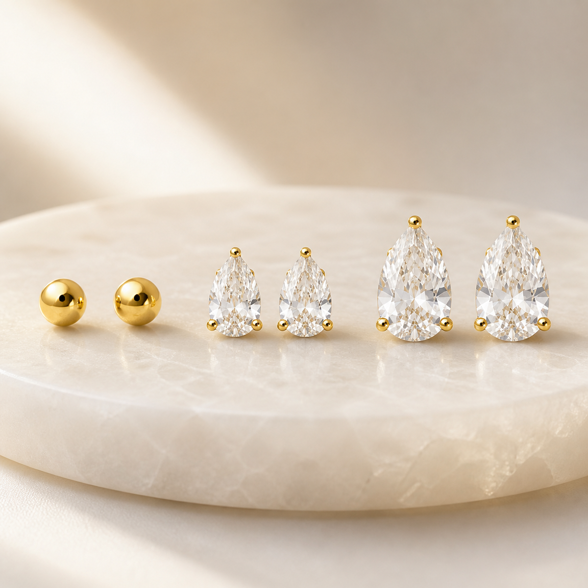 Trio de Brinco Gota Cristal e Esfera Folheado a Ouro 18k