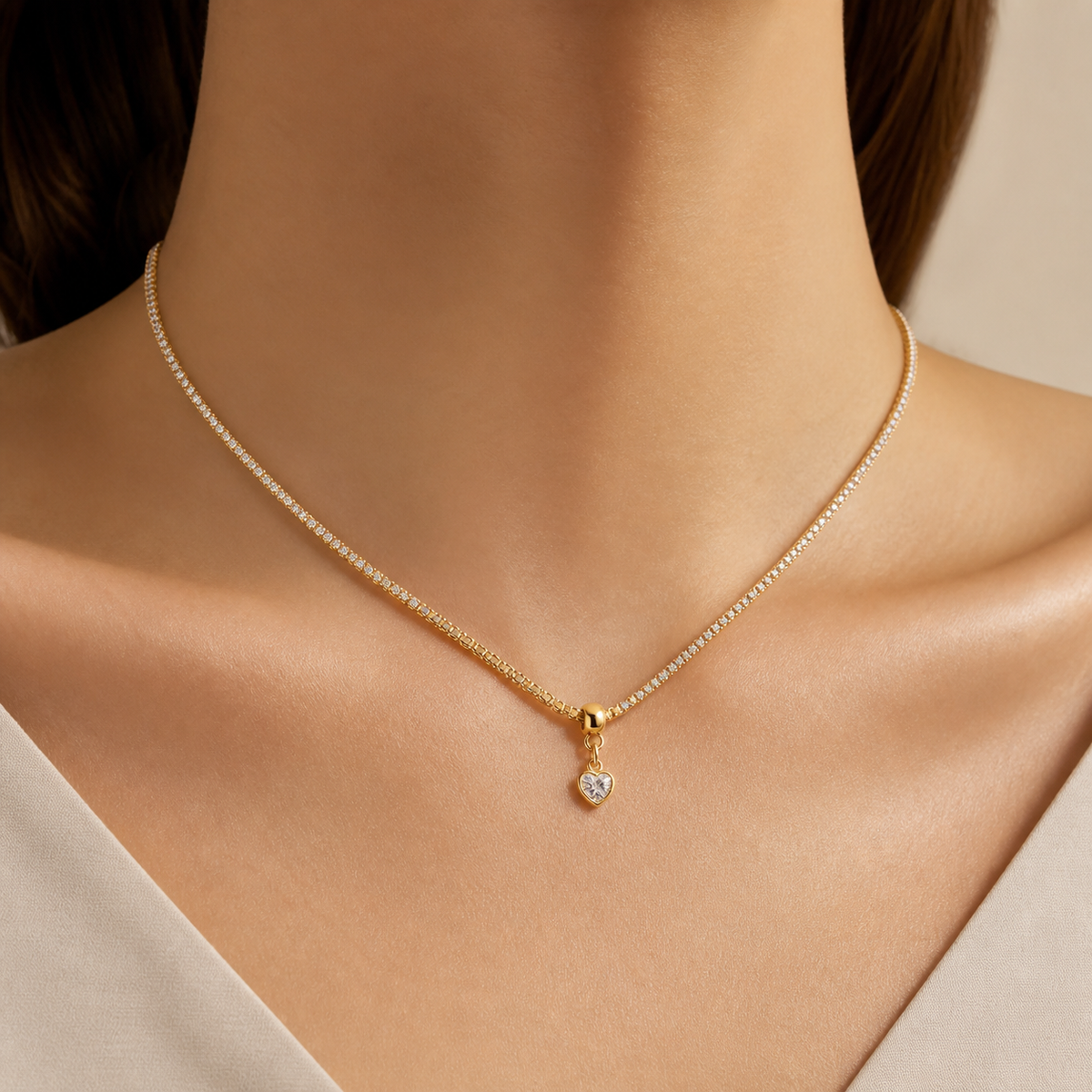 Colar Folheado Ouro 18k Cordão de Zircônia com Coração Cristal